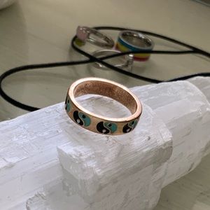 Yin & yang ring size 7